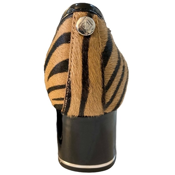 DONALD J PLINER Aston Genuine Calf Hair Heels Animal Print Pumps NEW - Picture 8 of 10